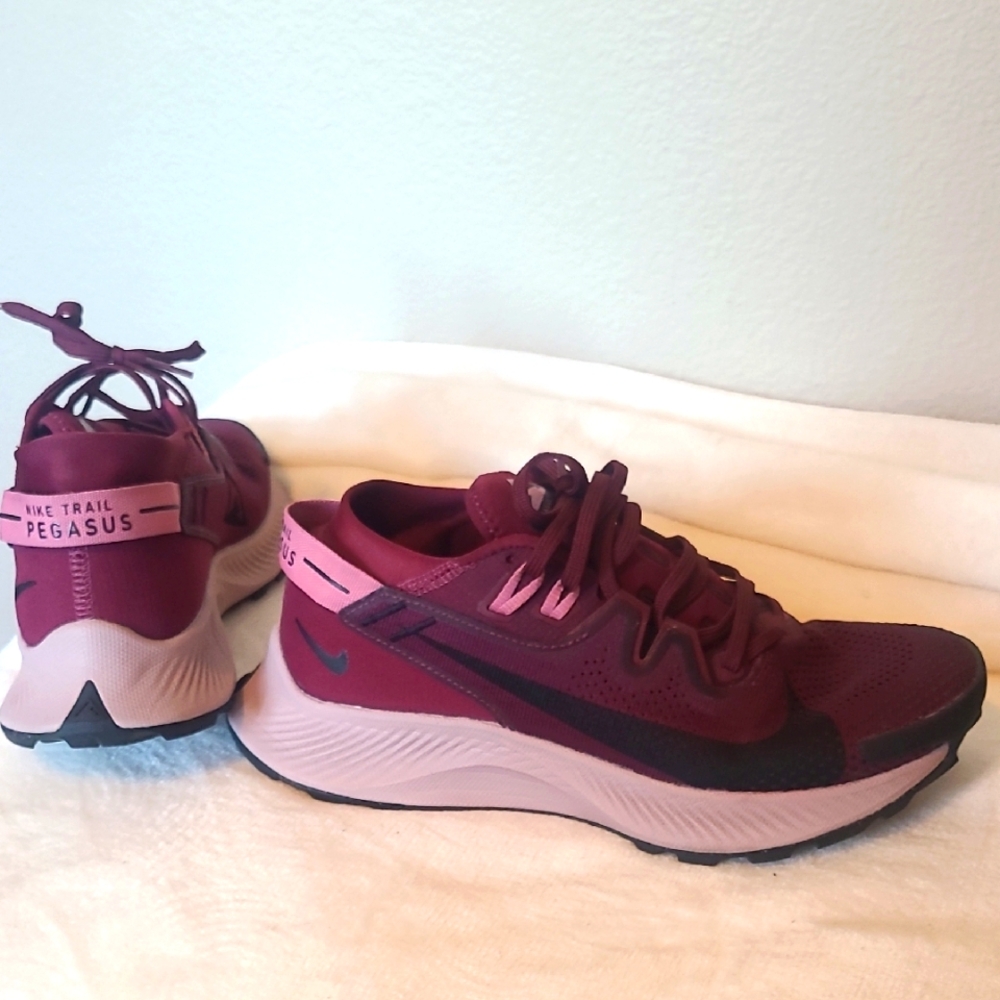 Nike Red and Pink Athletic Shoes with Mesh Uppers